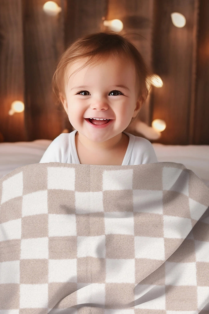 Lincoln Checkered Fuzzy Blanket