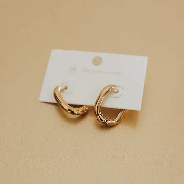 Olli Oval Hoop Earrings