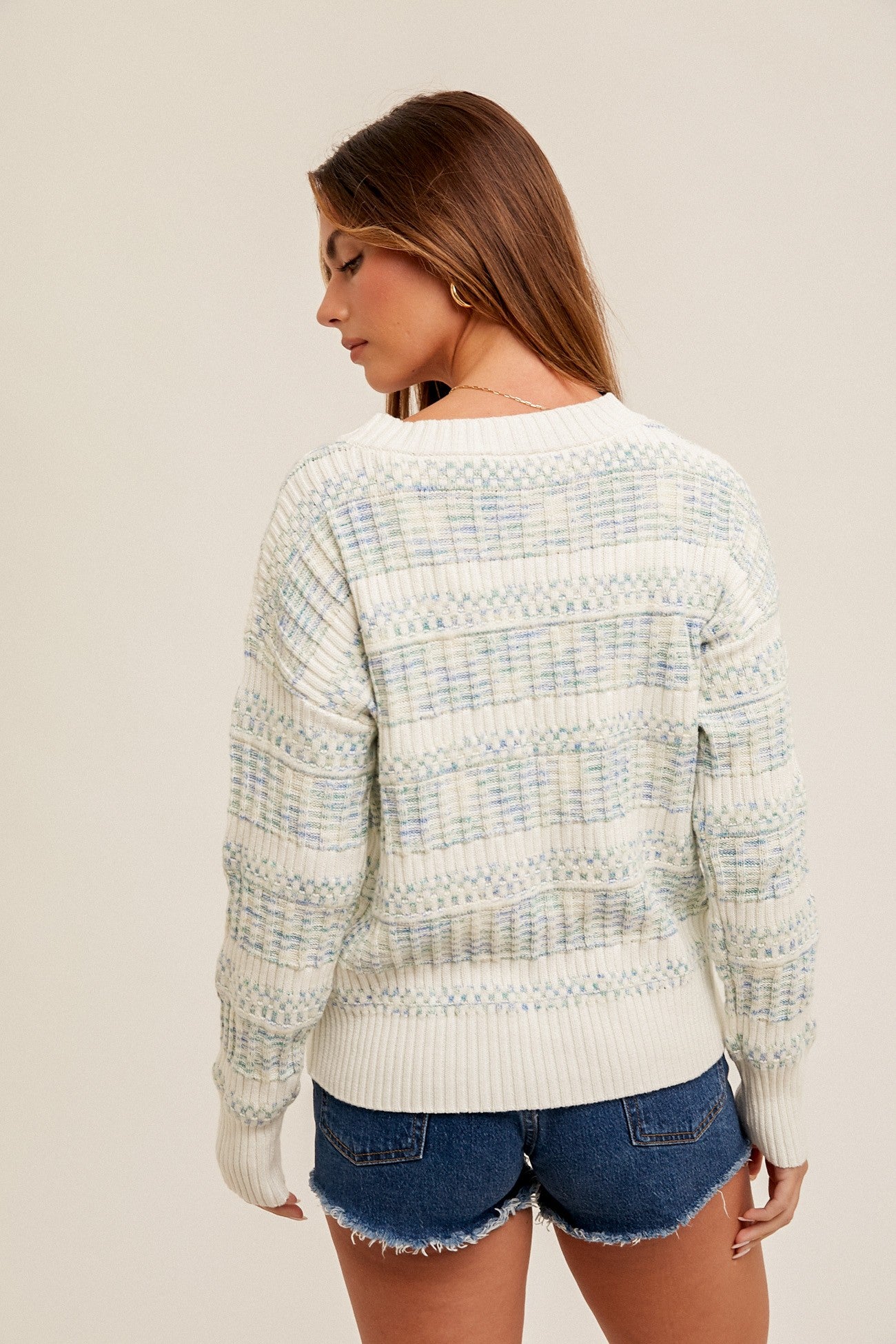 ROUND NECK TEXTURED SWEATER PULLOVER