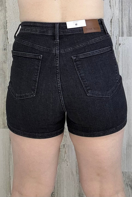 Judy Blue: Lindy Dark Wash Shorts