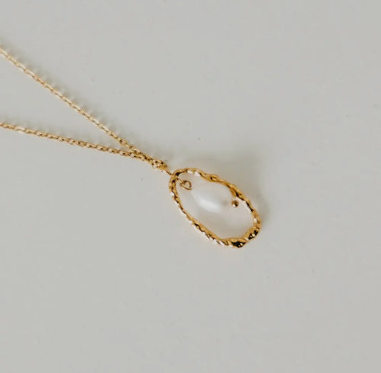 Drop Pearl Pendant Necklace - Waterproof