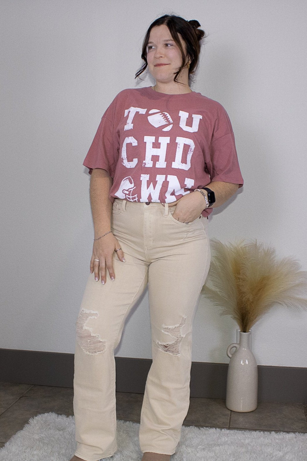 Hannah Washed Ripped 90s Jean